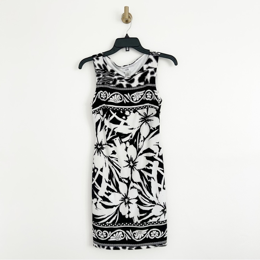 Vintage Cache Jersey Black & White Floral Tropical Sleeveless Dress Size 4
